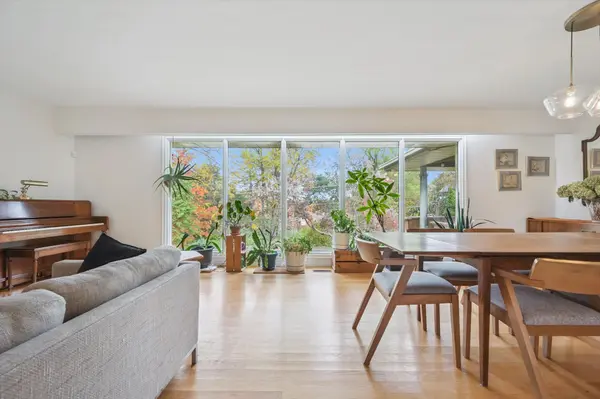 Guelph, ON N1G 1J6,36 Harcourt DR