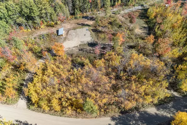 Deep River, ON K0J 1P0,274 McAnulty RD