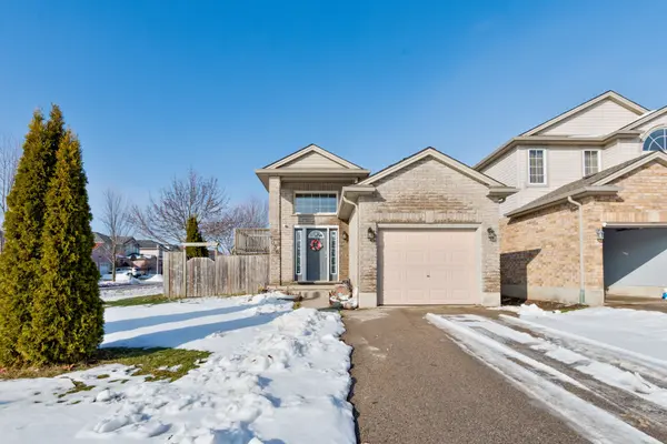 London North, ON N5X 4N9,1036 Marigold ST N