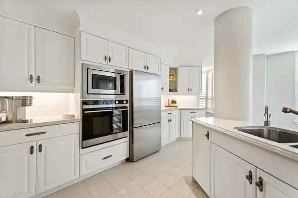 St. Catharines, ON L2N 7H9,701 GENEVA ST #2603