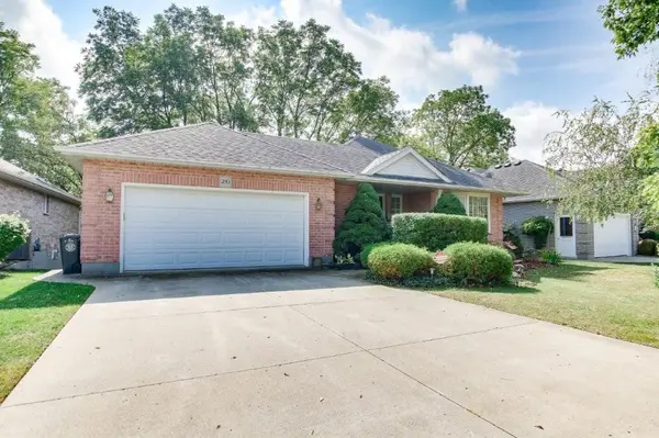 26 Symphony CT, Central Elgin, ON N5P 4K1