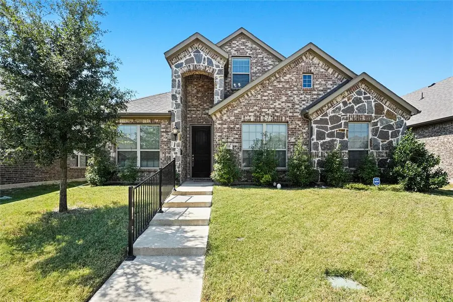 105 Melody Way, Red Oak, TX 75154