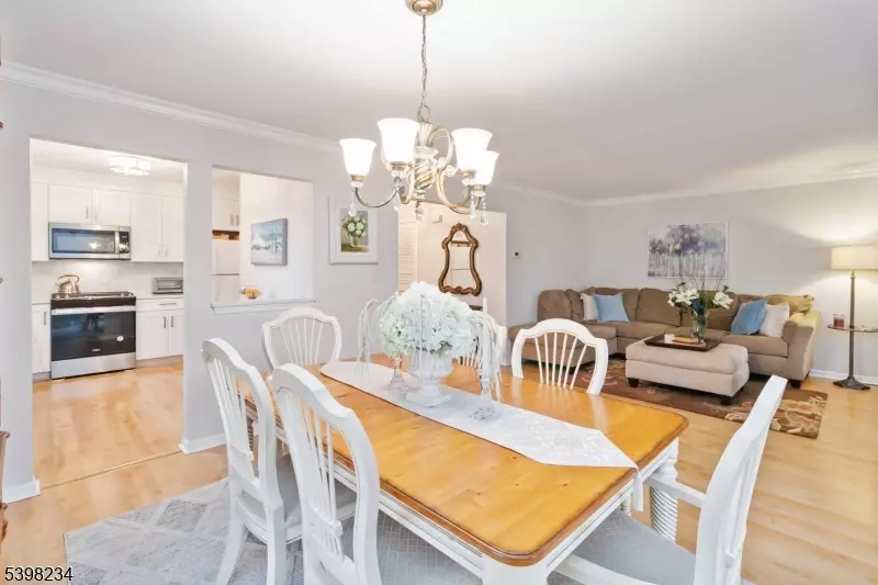 262 Vista Dr, Hanover Twp., NJ 07927