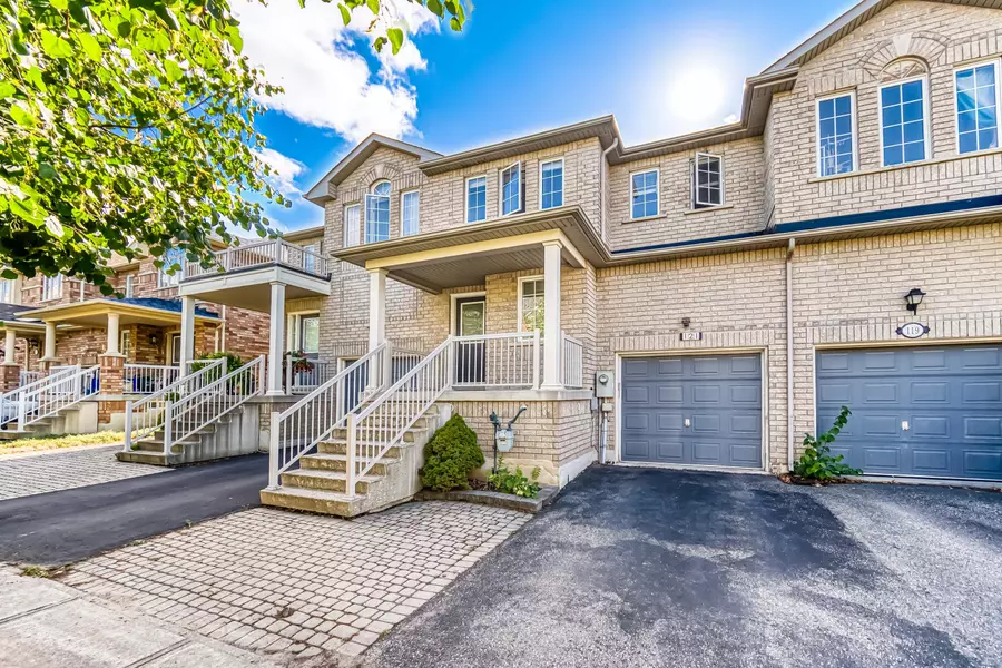 121 Hillwood ST, Markham, ON L6C 3E6