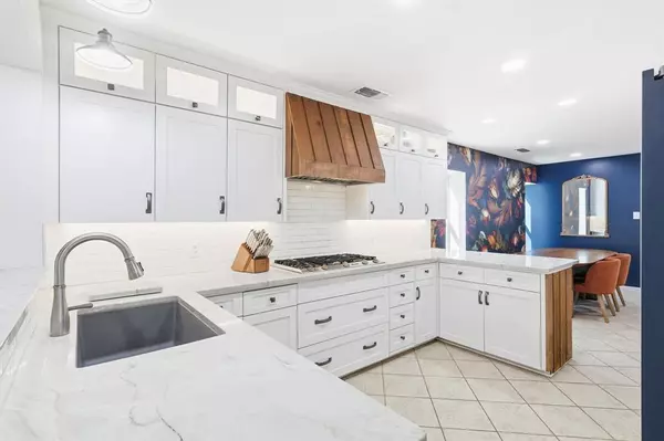 Carrollton, TX 75006,2813 Raintree Drive