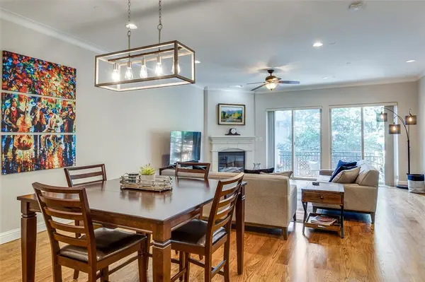 Dallas, TX 75214,6333 Richmond #D