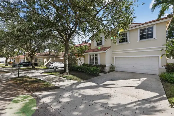 Davie, FL 33331,15158 SW 49th St