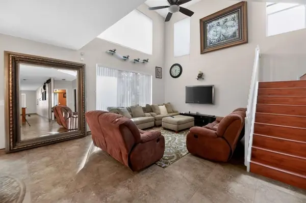 Davie, FL 33331,15158 SW 49th St