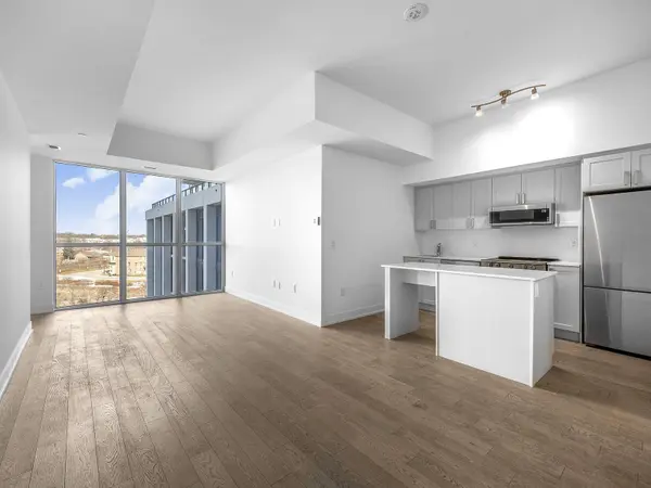 Mississauga, ON L5G 4B1,1063 Douglas McCurdy Common #615