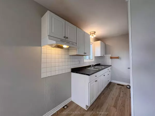 Quinte West, ON K0K 2C0,87-89 Scott AVE