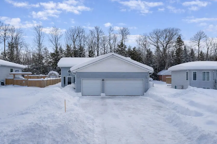 149 Osborne ST, Tay, ON L0K 2A0