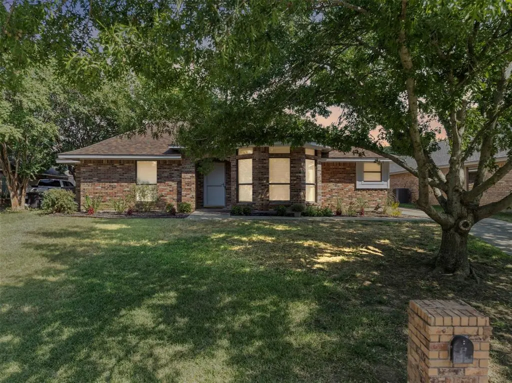 North Richland Hills, TX 76182,7332 Post Oak Drive