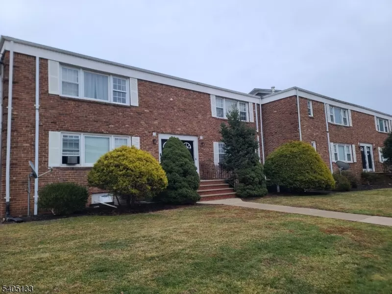 Bridgewater Twp., NJ 08807,4 Columbia Dr Unit 1A #1A