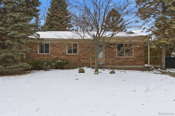 23315 Lawson AVE, Warren, MI 48089