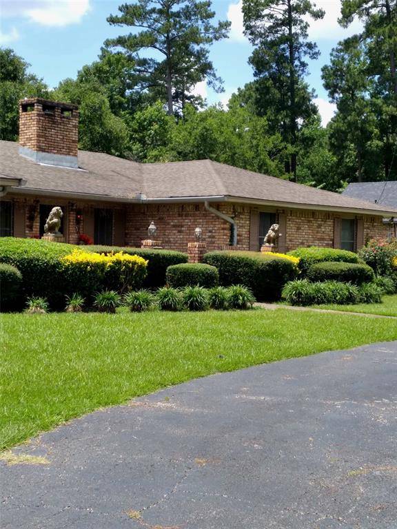 386 County Road 1130,  Center,  TX 75935