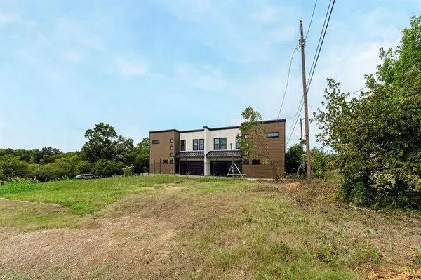 Fort Worth, TX 76104,1113 E Oleander