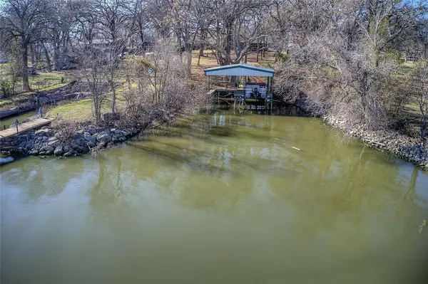 East Tawakoni, TX 75440,339 Old Mill Lane