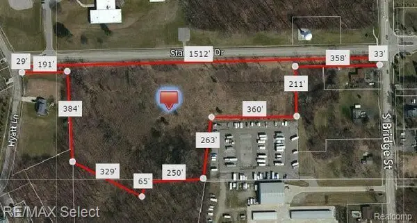 330 STAN EATON DR, Linden, MI 48451