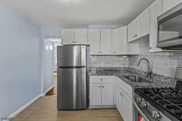 Bridgewater Twp., NJ 08807,15 Dartmouth Ave #3A