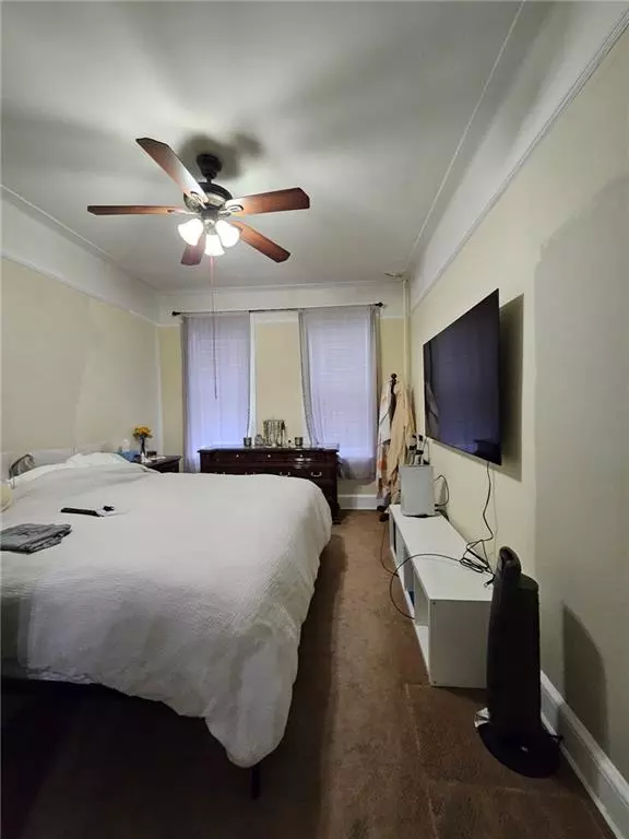 Brooklyn, NY 11235,2315 Avenue Z