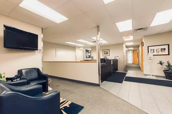 Grande Prairie, AB T8V 7X6,10104 97 Avenue #103