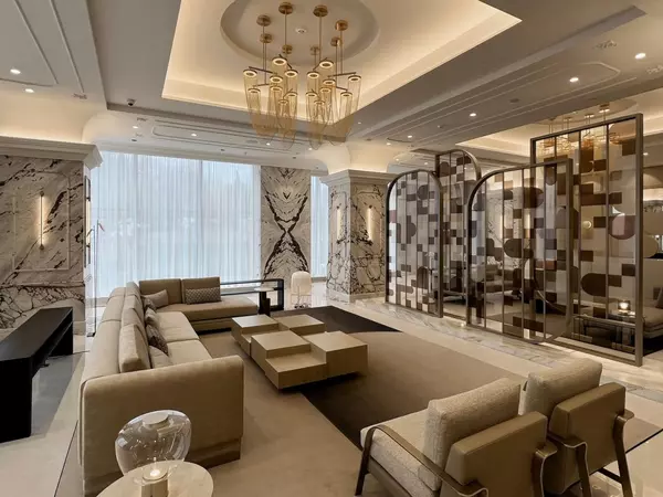 Toronto C13, ON M3C 0P9,10 Inn On The Park DR #411