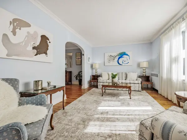 Toronto C14, ON M2N 2Y6,55 Craigmore CRES