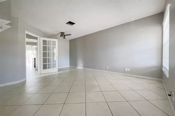 Boca Raton, FL 33431,2857 NE 2nd Ave