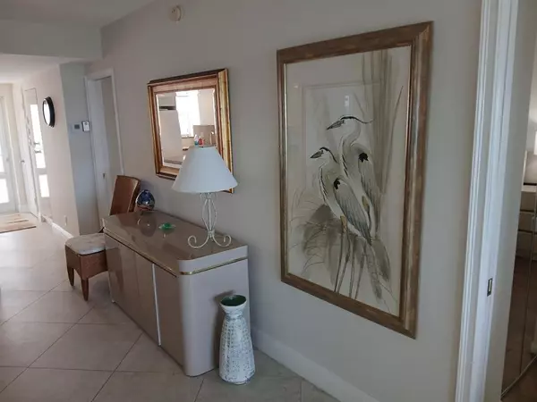 Highland Beach, FL 33487,3101 S Ocean Blvd #604