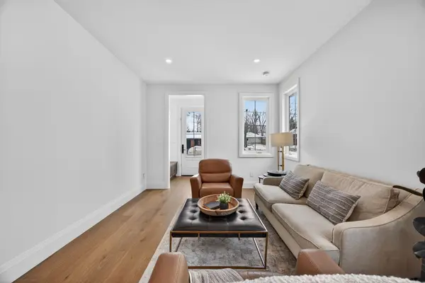 Barrie, ON L4M 4M2,75 Vancouver ST