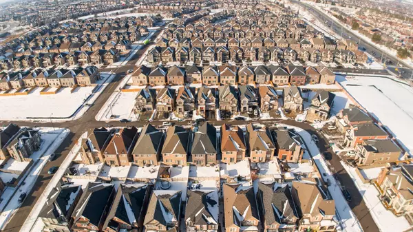 Brampton, ON L6X 5N3,10 Dalecrest RD