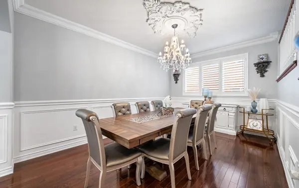 Brampton, ON L6P 3M8,18 Birch Tree TRL