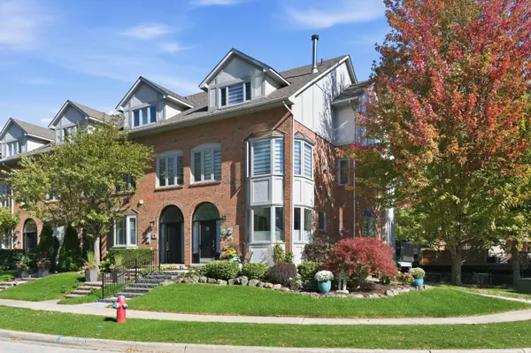 Oakville, ON L6L 6L2,27 Southaven PL