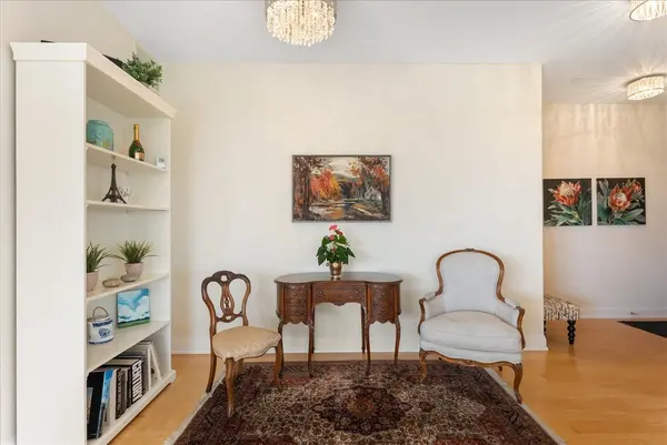 Toronto W08, ON M9A 0C4,35 Fontenay CT #507