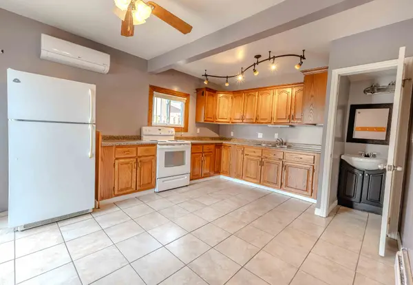 Welland, ON L3B 2X6,8 GARNER AVE