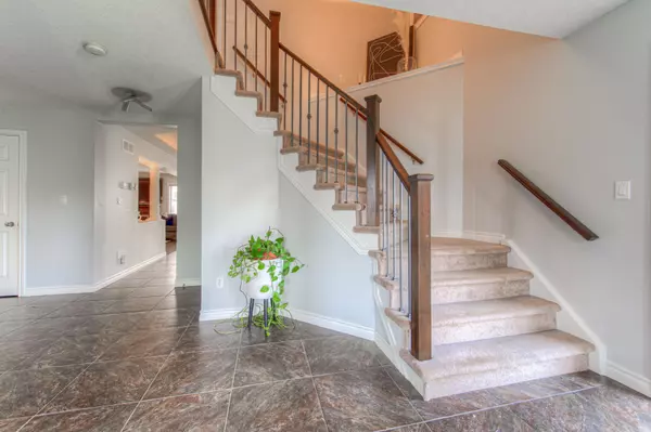 Kitchener, ON N2A 4M4,139 Pebblecreek DR