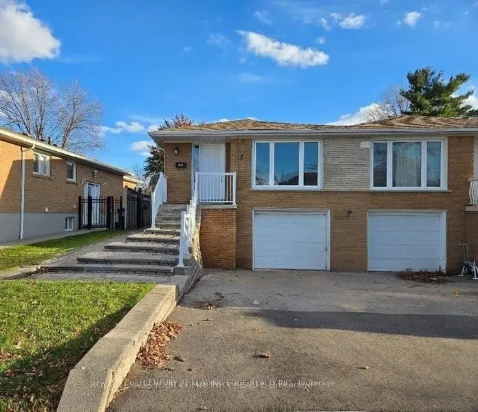 2424 Whaley DR #Main, Mississauga, ON L5B 2B5