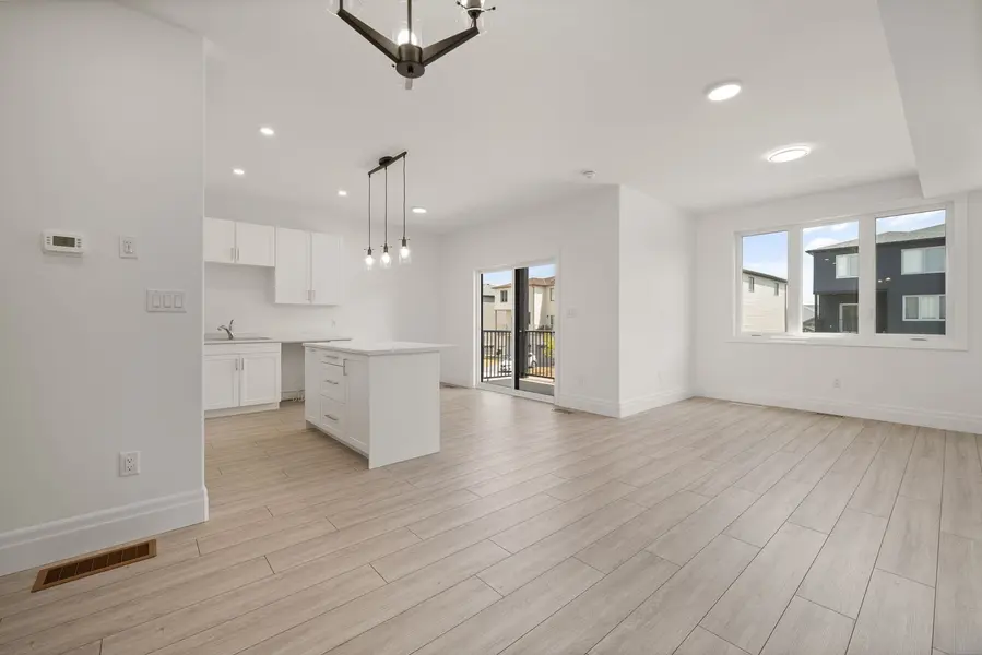 51 Evans ST, Prince Edward County, ON K0K 2T0