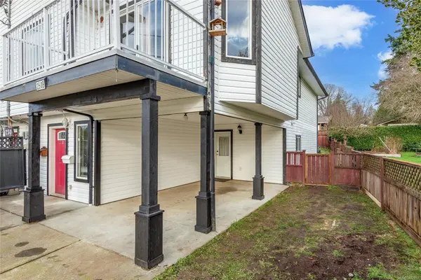 Courtenay, BC V9N 5R7,250 Centennial Dr #B