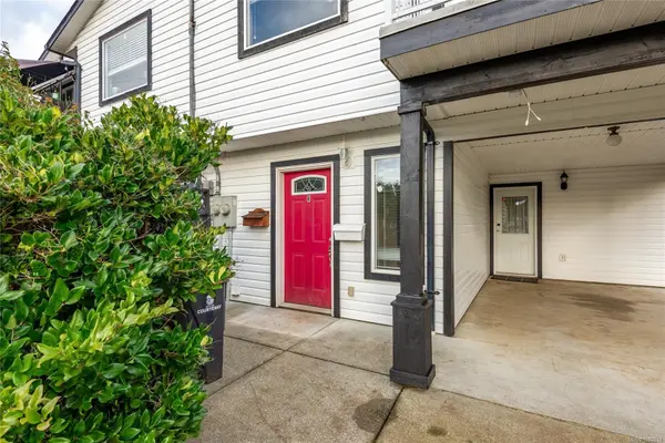 Courtenay, BC V9N 5R7,250 Centennial Dr #B