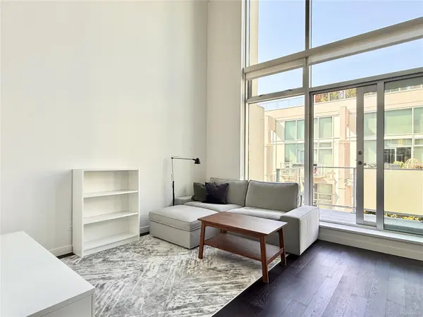 Victoria, BC V8W 0B8,770 Fisgard St #438