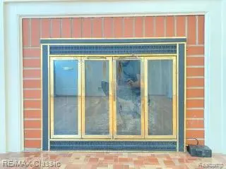 Livonia, MI 48150,9910 Woodring ST