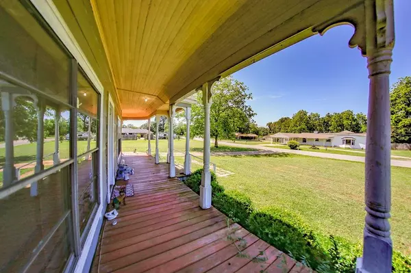 Reno, TX 75462,6730 Pine Mill Road