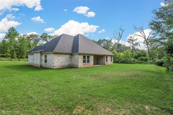 Stonewall, LA 71078,1013 Voss Drive