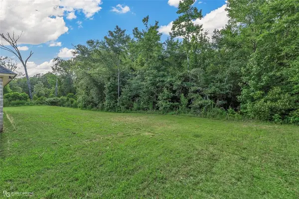 Stonewall, LA 71078,1013 Voss Drive