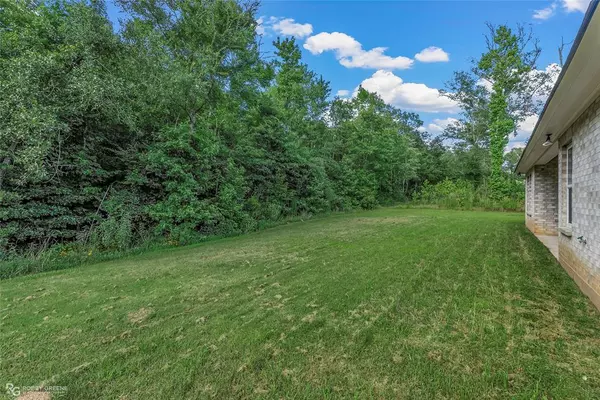 Stonewall, LA 71078,1013 Voss Drive