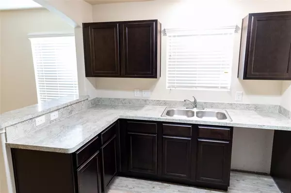 Ennis, TX 75119,1701 Swallow Drive