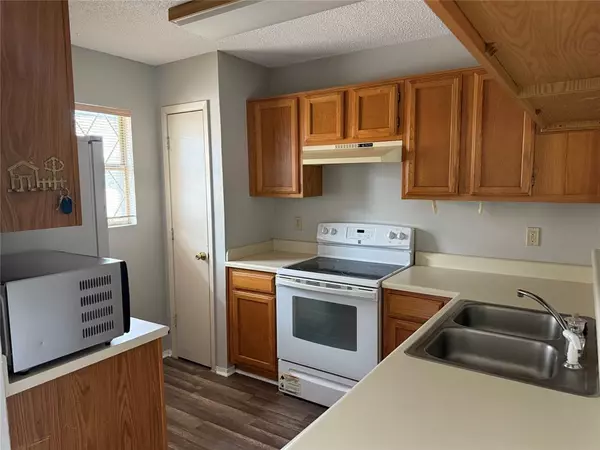 Euless, TX 76039,167 Merlin Way