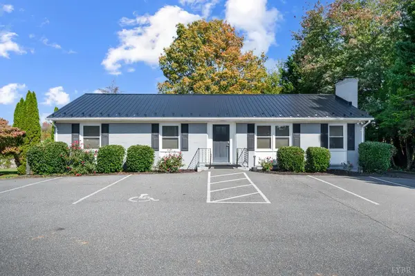 1049 Claymont DR, Lynchburg, VA 24503