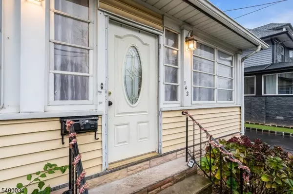 Roselle Boro, NJ 07203,142 E 6Th Ave